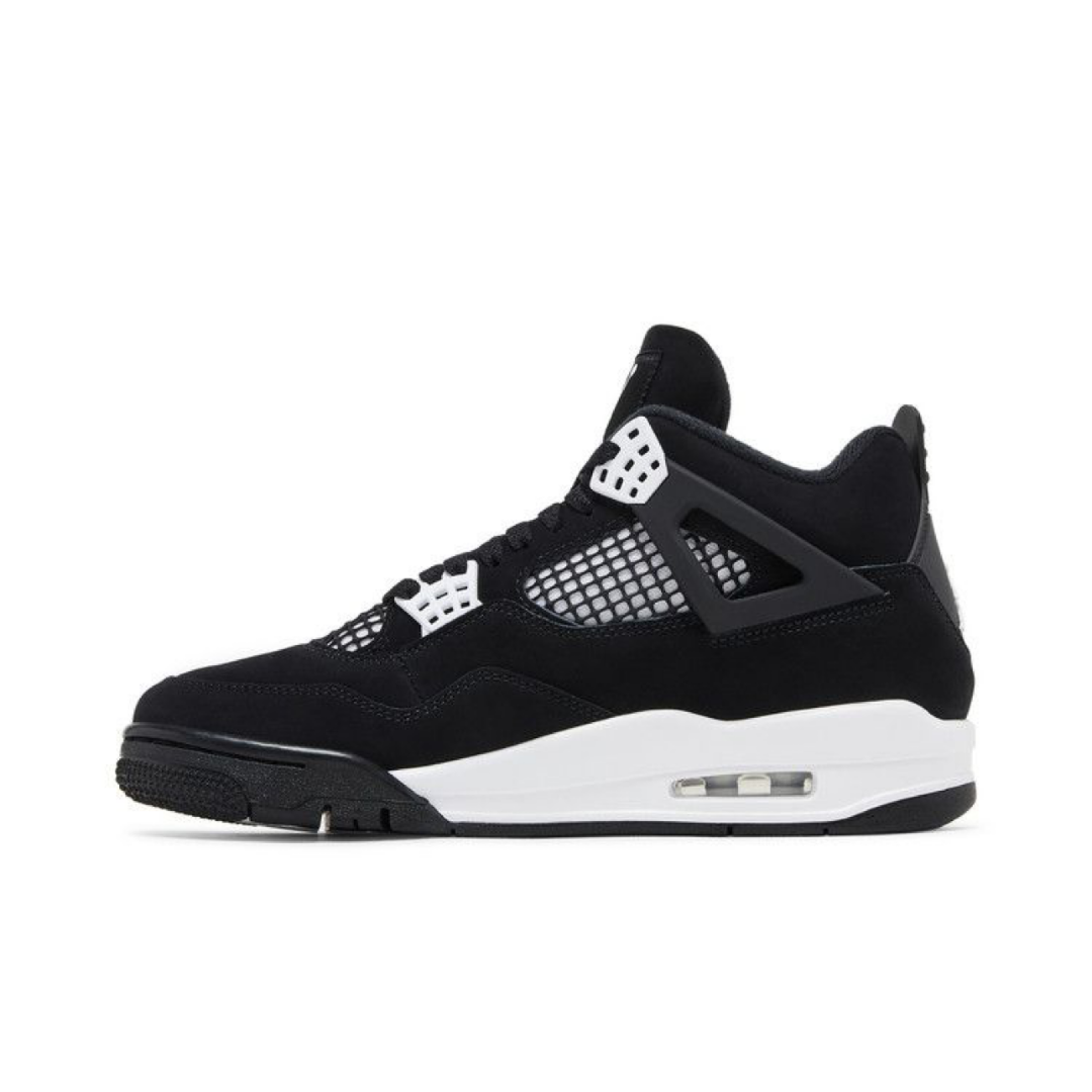 Nike Air Jordan 4 Retro White Thunder - Brand New